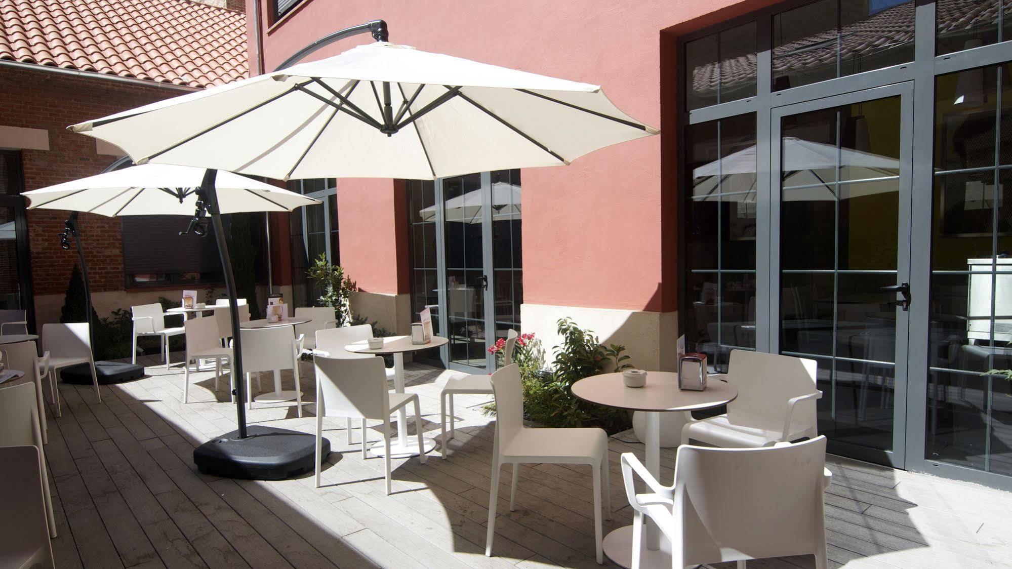 The Book Factory Hostel Valladolid Exterior foto